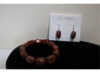 Lee Sands Rust Colored Stones Stretch Bracelet With Gold Tone Posts And Rust Colored Stone Earrings