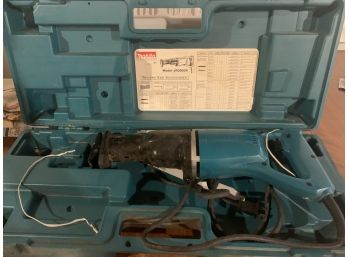 Makita Reciprocating Saw With Case