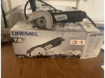 Dremel Ultra Ultra Saw, 7.5 Amps