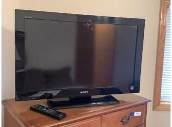 Sony 32' Flatscreen With Remote