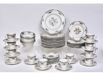 Royal Daulton Kingswood 1976 China Set