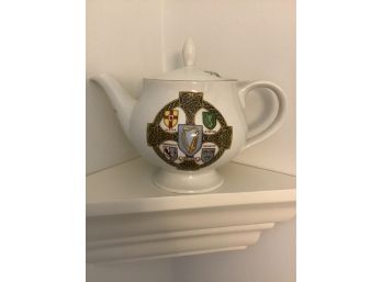 Vintage Arklow Pottery Irish Teapot With Family Crests Of Ulster Leinster Connaught Munster