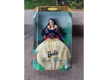Barbie Snow White Collectors Edition