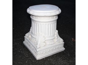 Plaster Cast Small Roman Column Stand 13' X 17'