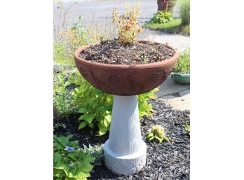 Terra Cotta Pot With Bird Bath Stand