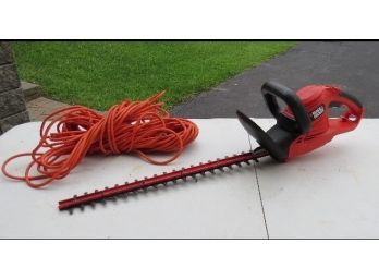 Black & Decker 22' Electric Hedge Trimmer W/100ft Ext. Cord