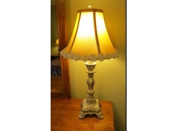 Lovely White Dresser Or Accent Lamp With Rose Edged Cloth Shade-in Working Condition