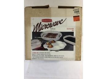 Rubbermaid Microwave Cookware