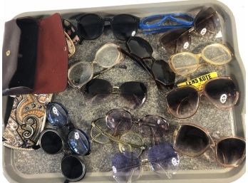 Tray Lot Of 14 Vintage Sunglasse, Cases & Cleaner