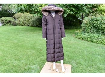 Ann Klein Quilted Down Coat With Removable Faux Fur Hood (Size Small)