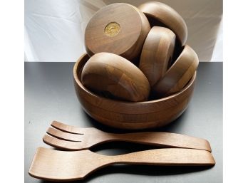 Kustom Kraft Solid Black Walnut Wooden Salad Bowl Set