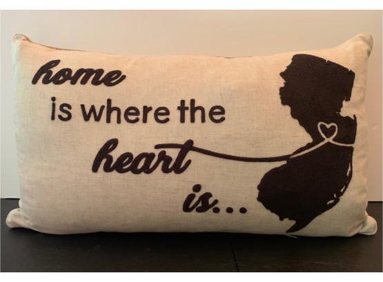 Envogue Pillow - Home Is Where The Heart Is - NJ (NWT)