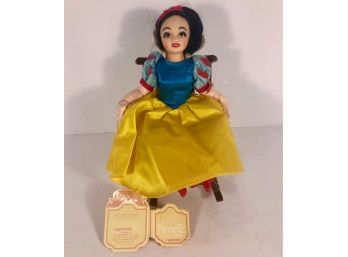 Vintage, Snow White ~  Piroette Doll By Applause