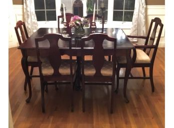 Vintage Hale Furniture Queen Anne Style Dining Table With Six Fiddleback Chairs