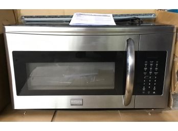 2013 Frigidaire Gallery Series Built In Microwave Oven ( New In Original Box)