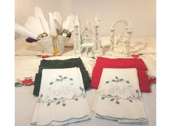 Lovely Christmas Linens & Holiday Tabletop Decor