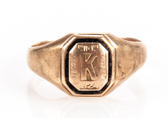 10K Yellow Gold Engraved Ring, 3.9 Dwt.