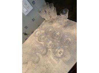 19 Piece Set Of Crystalware