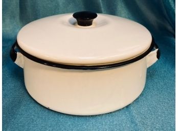 Classic Vintage Black And White Enamel Pot With Lid