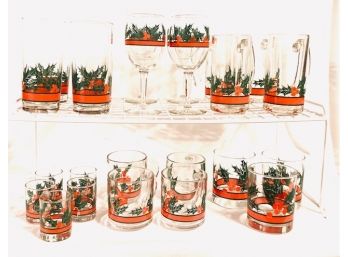 Vintage Holiday Holly & Berry Barware Set (service For 4)