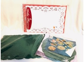 Vintage Paper Placemats And Paper Doilies - Group #5