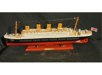 Titanic Model - Well Made