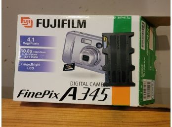 Fuji FinePix A345 Digital Camera In Box