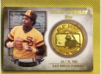 2016 Topps Tony Gwynn MLB Medallion Commemorative Card