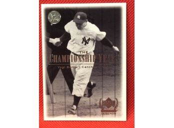 2000 Upper Deck Yankees Legends Yogi Berra Championship Years Card