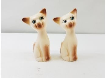 Pair Of Vintage Cat Salt And Pepper Shakers