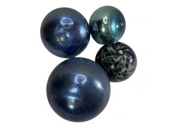 Four Decor Orbs