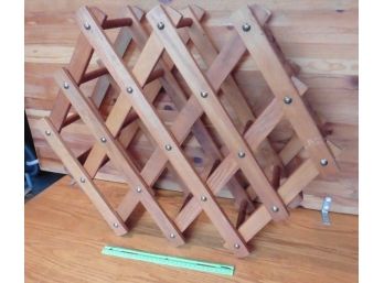 Wine Rack Wooden Bottle Holder Collapsible Accordion Adjustable Vintage Retro