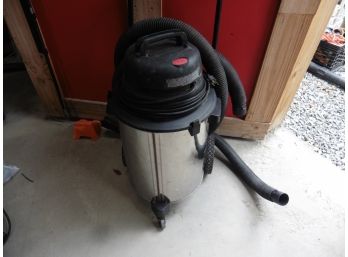 Large Wet Dry Shop Vac Working Nicely 10 Gallon Size