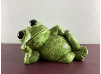 Small Green Frog Decoration