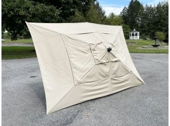 AN OVERSIZE Rectangular Umbrella