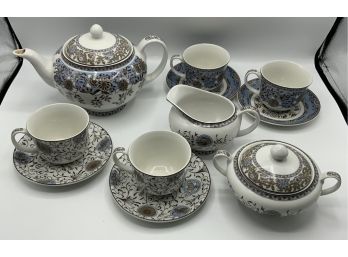 Wedgwood Tea Pot, 4 Tea Cups, Cream & Sugar