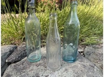 Vintage Mixed Soda Bottle Lot / Hires / Cliquot Club   N.G. Gurnsey  Co. Icicle