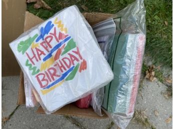 Box Lot: Paper Napkins