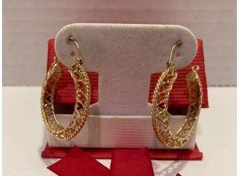 14K Gold Filigree Oval Hoop Pierced Earrings