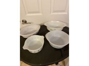 Pyrex!!! Great Pieces All In Great Condition