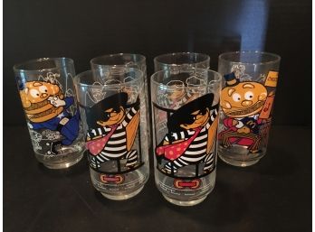 6 Vintage Mc Donald's Glasses.