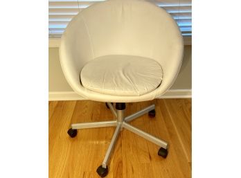 White Vinyl Rolling Desk Chair