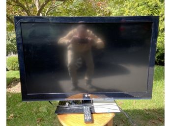 LG 42' LCD Flat Screen TV