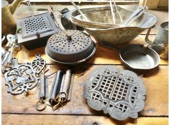 Fabulous Set Of Vintage Kitchen Tools