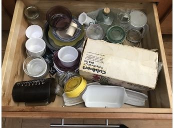 Miscellaneous Kitchen Drawer Lot
