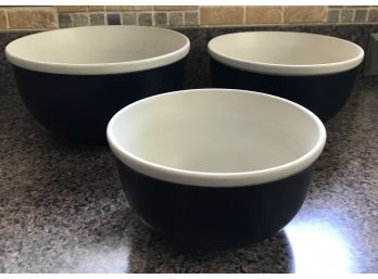 Three Blue & White Nesting Mixing Bowls