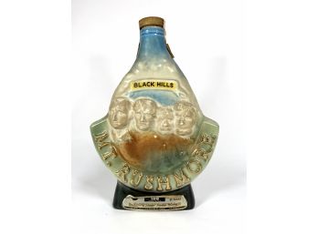 Black Hills Mt Rushmore Decanter