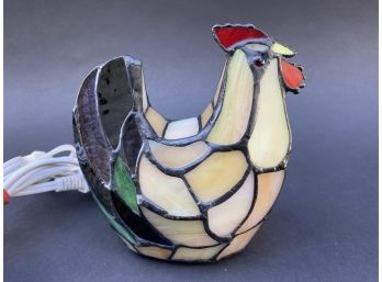 A  Sweet Little Stained Glass Hen Accent Lamp