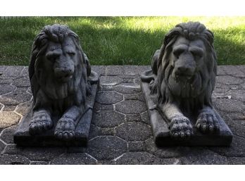 PR. Fantastic Vintage Regal Resting Lions Concrete Statuary