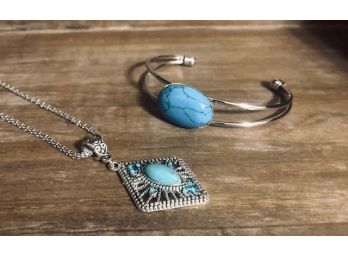 Bijoux Genuine Turquoise Pairing